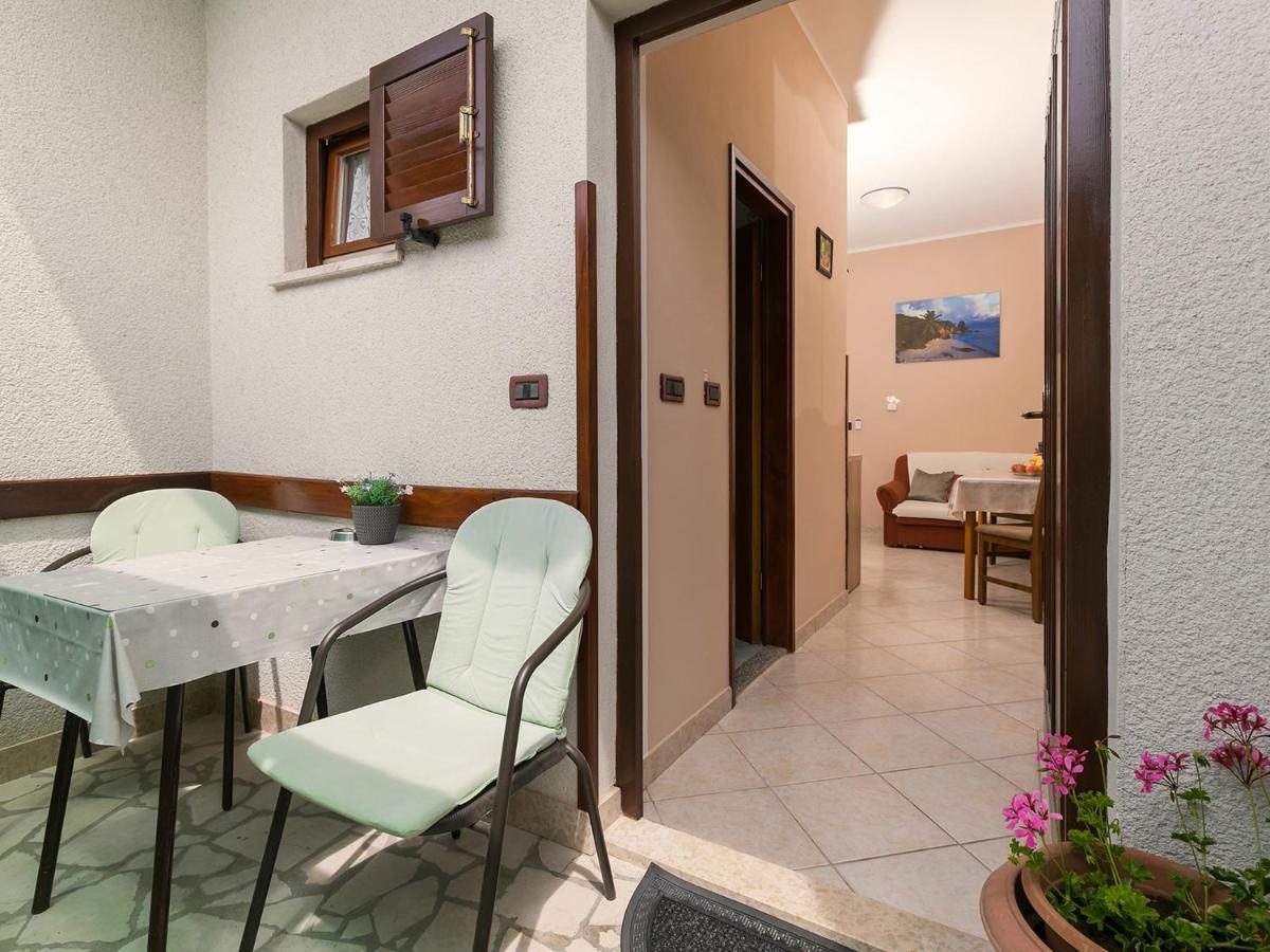 Apartments Davorka Porec Exterior photo